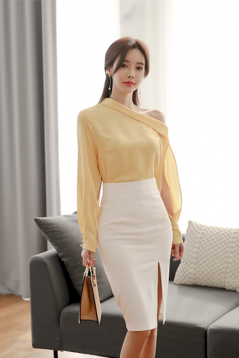 é©å½ç¾å¥³æ¨¡ç¹å­åç ä¼éåèè£å¾ç